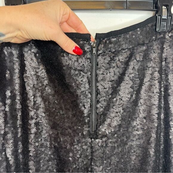 Cynthia Rowley Matte Sequin Flare Pants 6 - Picture 6 of 9
